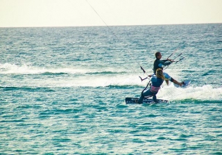 Kitesurf en pareja